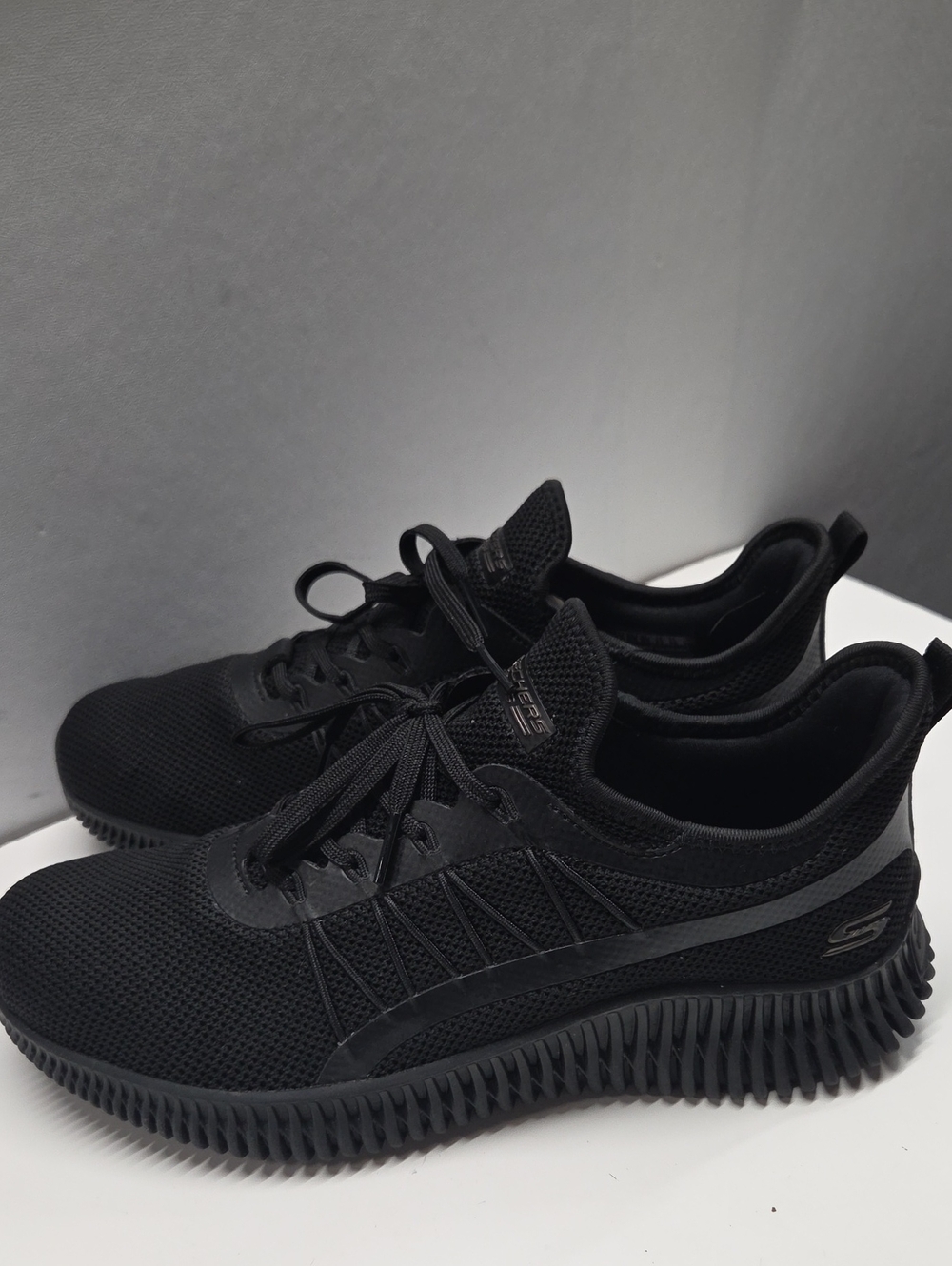 Skechers Bobs Women’s Black Step In Knit Trainers Size 9
